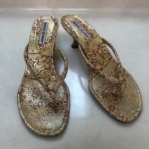 Manolo Blahnik gold brocade heeled thongs